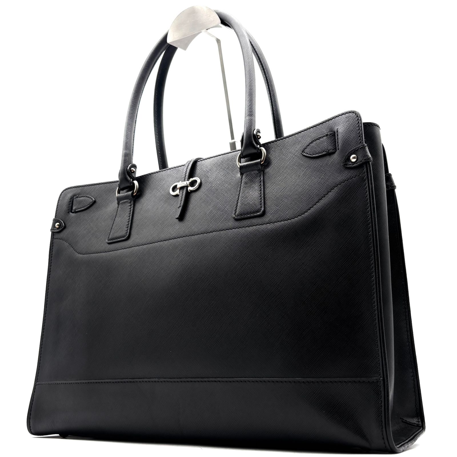 美品 サルヴァトーレ フェラガモ Salvatore Ferragamo ガンチーニ ビジネスバッグ トートバッグ レザー ブラック 黒 肩掛け A4収納 大容量 残暑 敬老の日 シルバーウィーク 秋休み 行楽 ハロウィン 七五三 ギフト プレゼント 27,594円