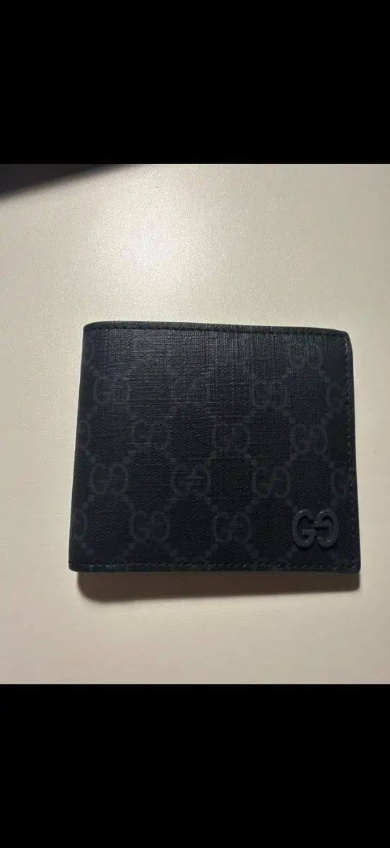 グッチ 二つ折り財布