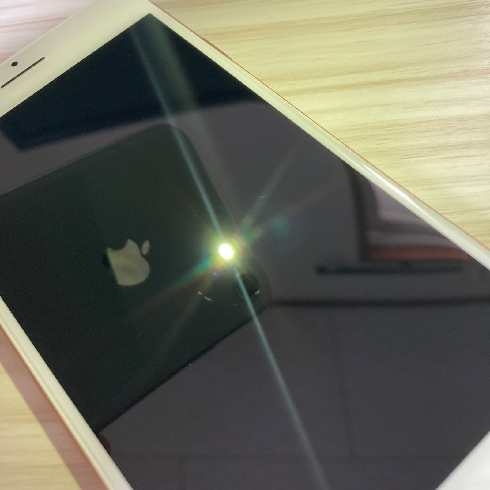 iPhone8 64GB GOLD バッテリー94% SIMフリー - メルカリ