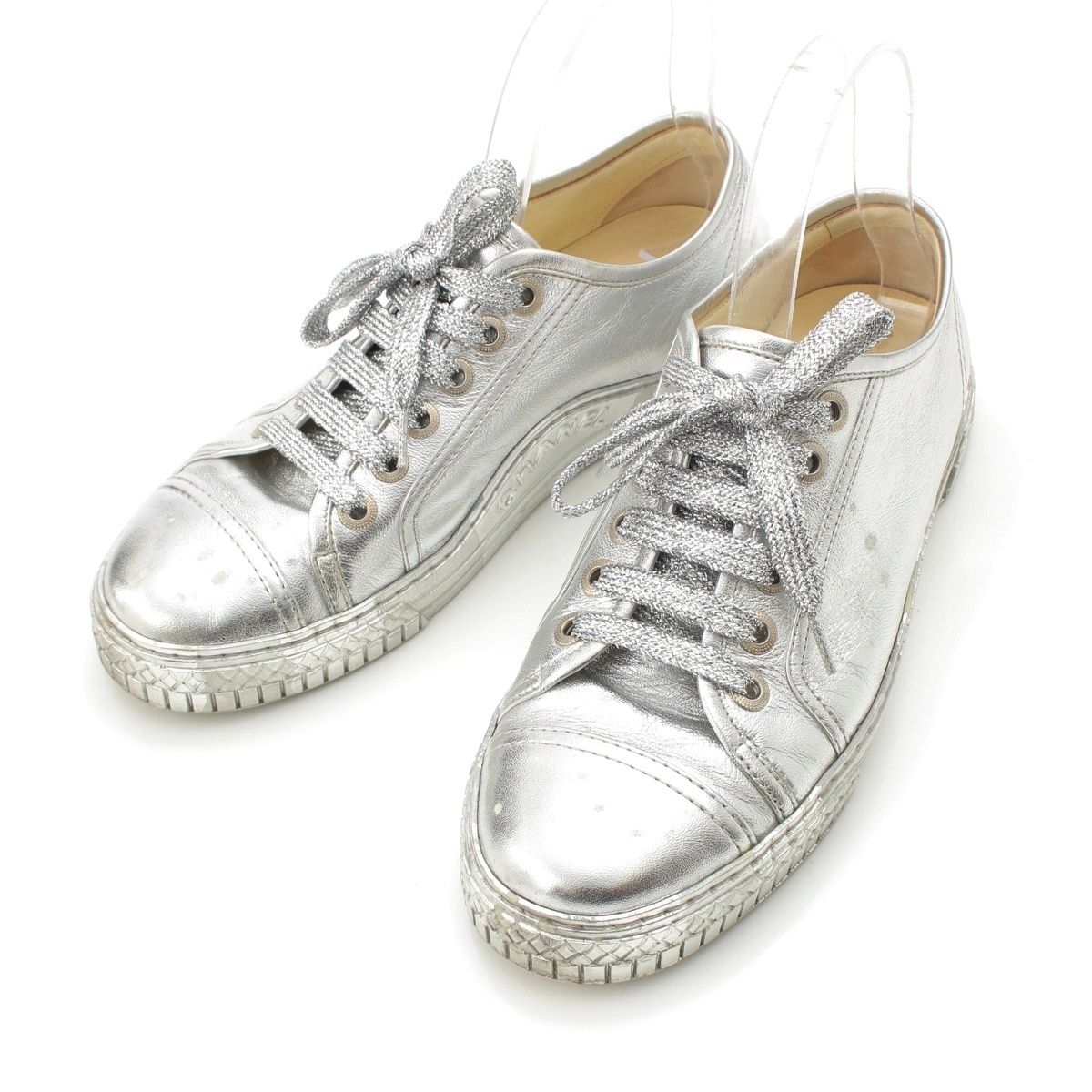 シャネル レザー ローカット スニーカー G33363 シルバー 38 1/2【中古】 26,460円