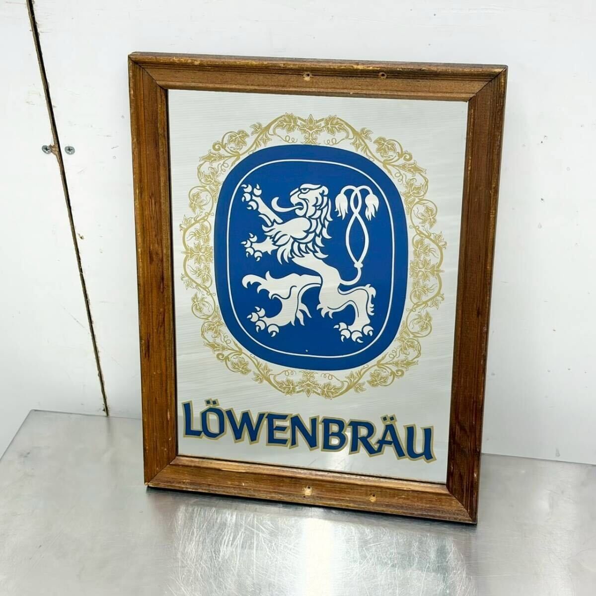ヴィンテージ パブミラー LWENBRU レーベンブロイ 壁掛け鏡 インテリア雑貨 アンティーク小物 中古