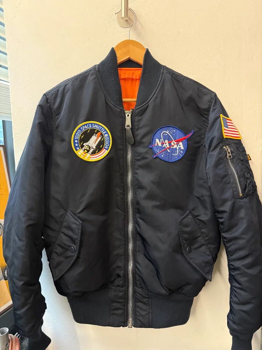 アルファ インダストリーズ MA-1 NASA 100th SPACE SHUTTLE