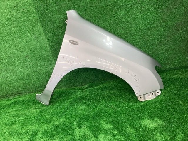 プロボックス NCP165V 右フロントフェンダー DXコンフォート 4WD 53811-52360 1E7