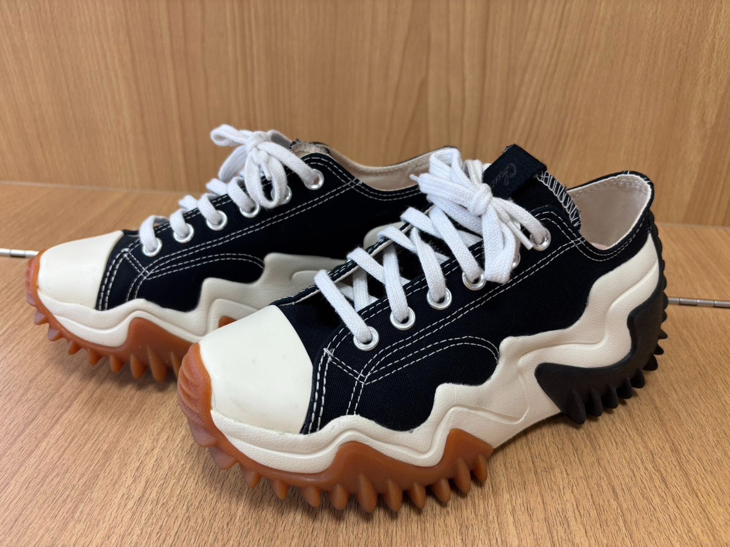【10%クーポン使用可】T/CONVERSE コンバース ランスター モーション 172895C 24cm 韓国企画