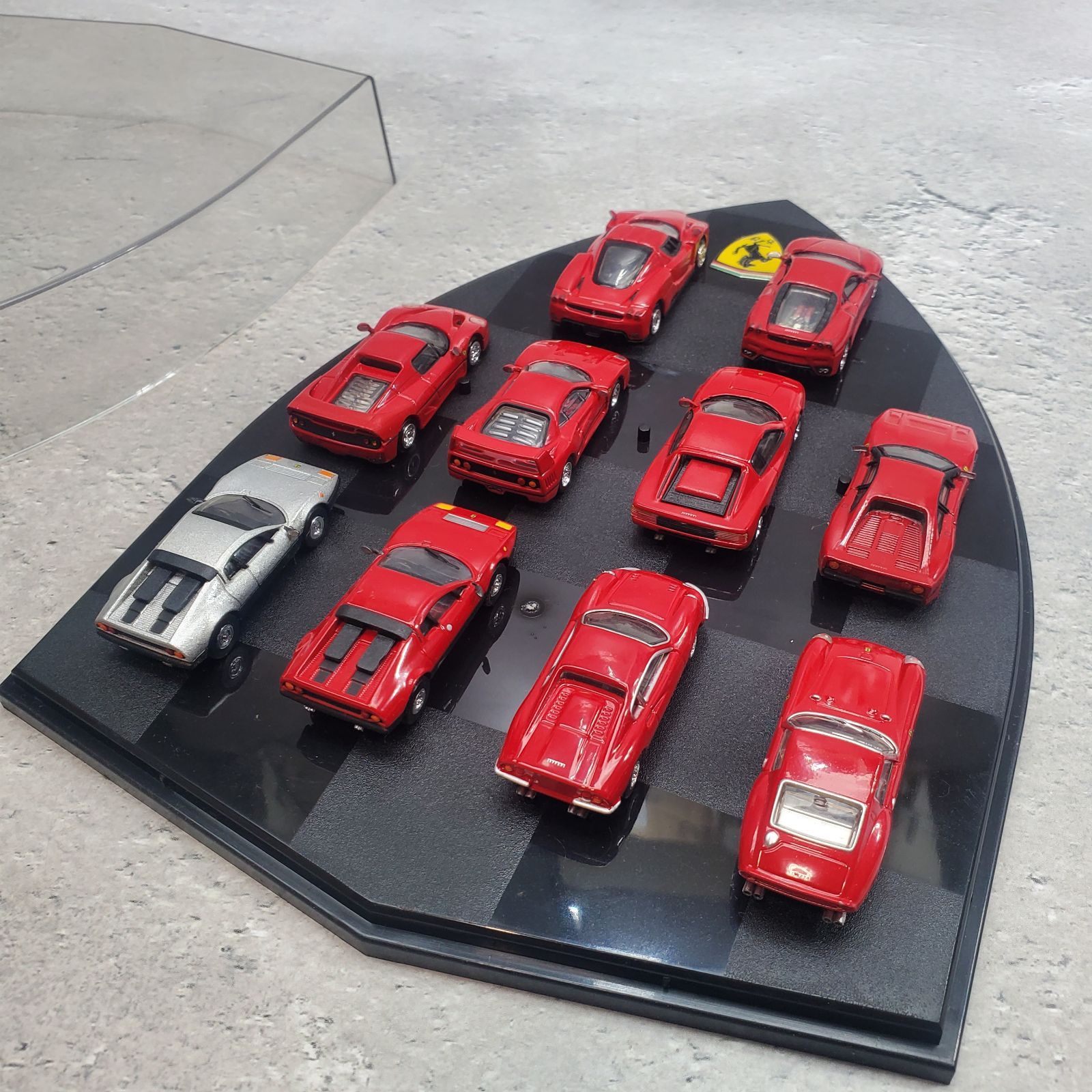 フェラーリ 歴代名車 ミニカー 10台セット 専用台座付 Ferrari