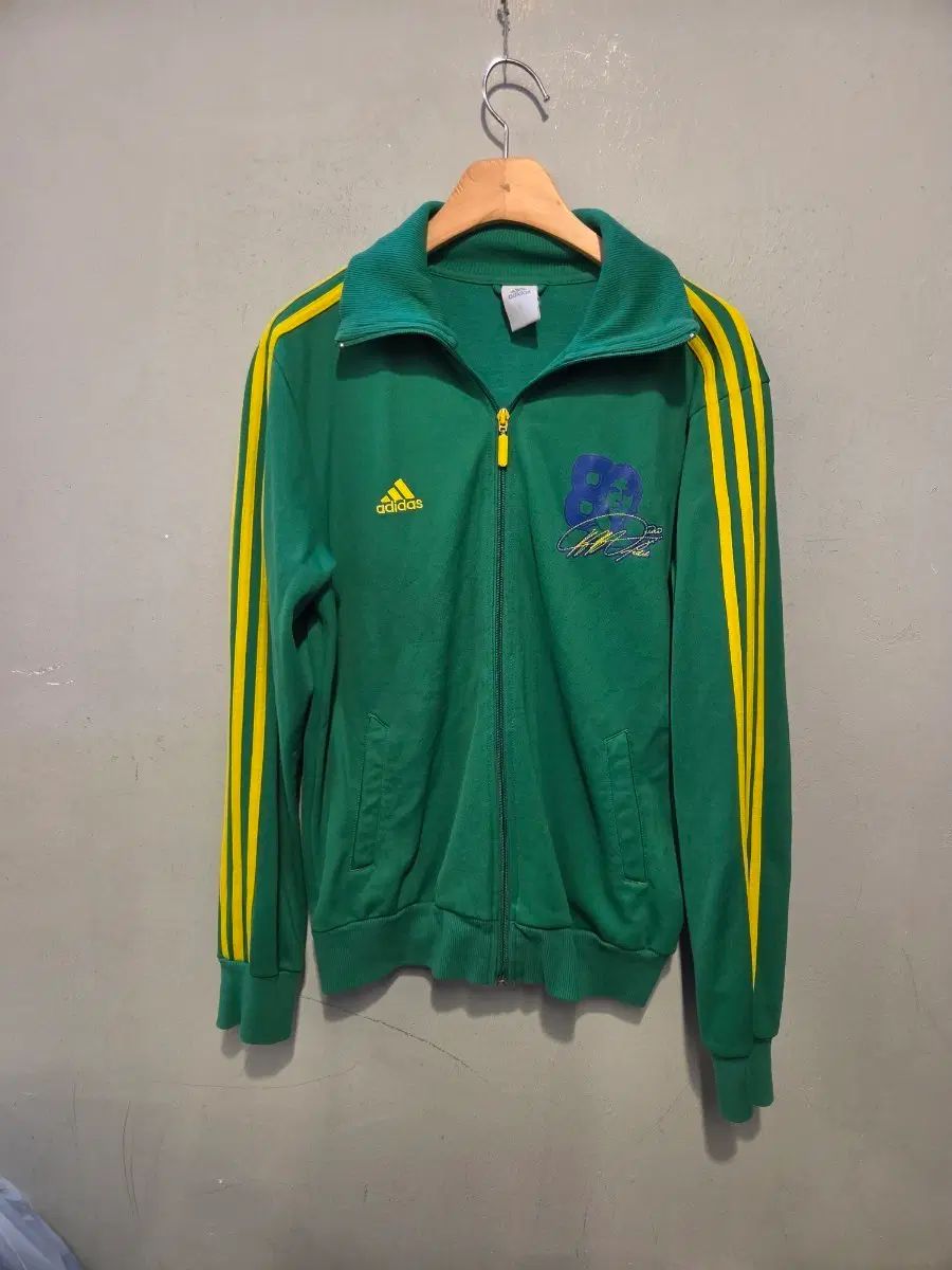 アディダス 正規品 オールドスクール ジャージ 8,426円