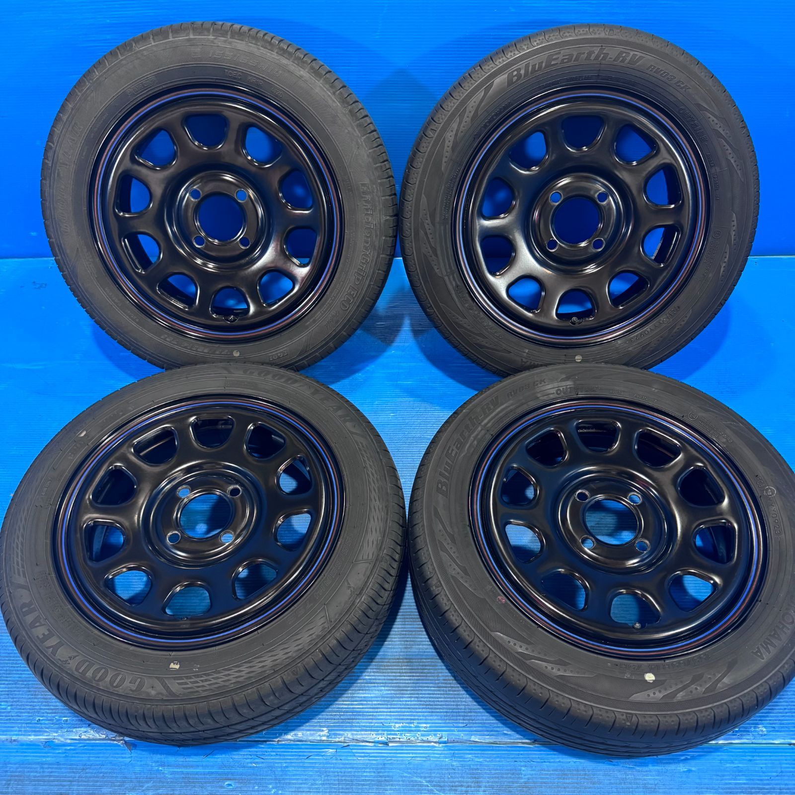 デイトナSS 14インチ 5J +42 PCD100 4H ブラック 155/65R14 2023年製 7分山 ヨコハマ RV03 グッドイヤー EG01 4本 N-BOX タント スペーシア エブリイ スチールホイールタイヤセット