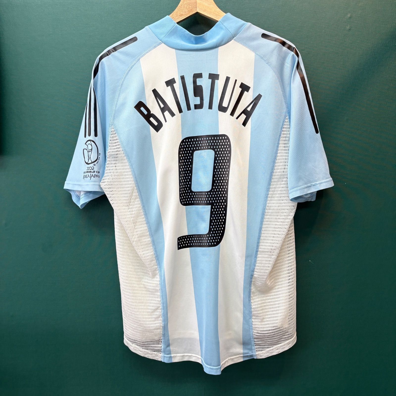 adidas アディダス アルゼンチン バティストゥータ 2002 日韓W杯 オーセンティックユニフォーム ホーム M 背番号9 選手仕様のインナー付き No.9 BATISTUTA 海外輸入古着屋 NONAME 千葉店 19,793円