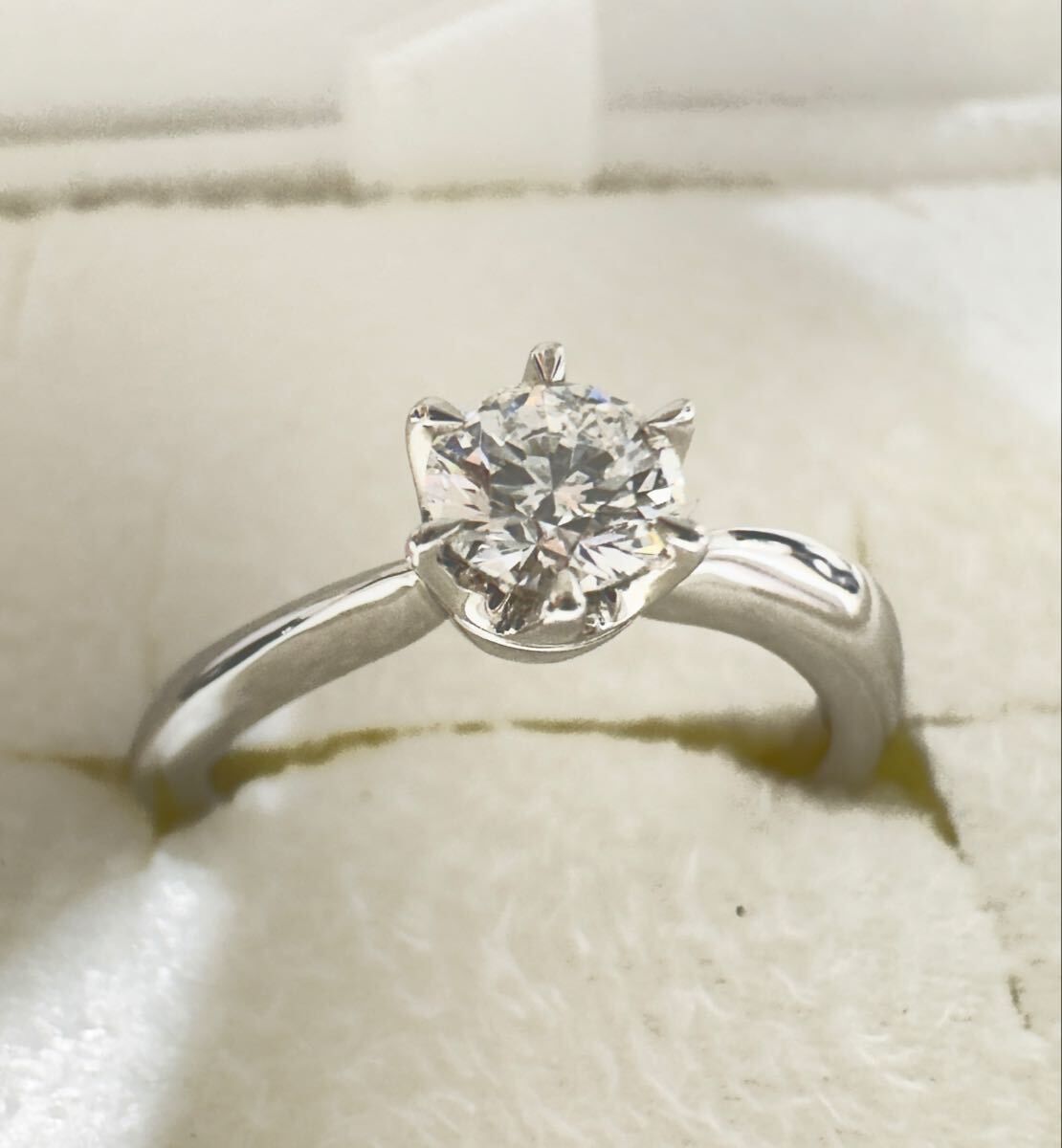 【極美品】Pt950 約3.6g D0.324ct ソリティアリング 6号 鑑定書付[D/VVS-2/EX/F]　S132208