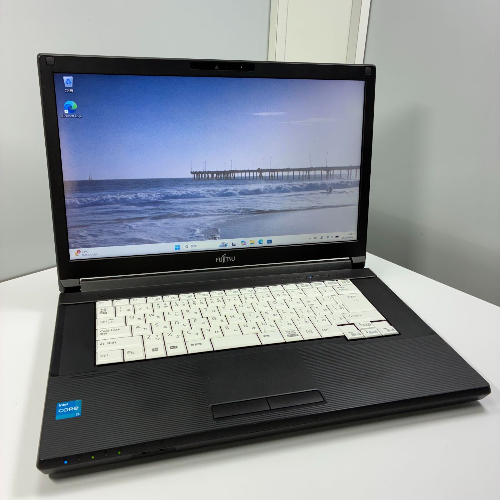 【初期設定済み】富士通 ノートパソコン 11世代CPU　Windows11　SSD256GB　オフィス