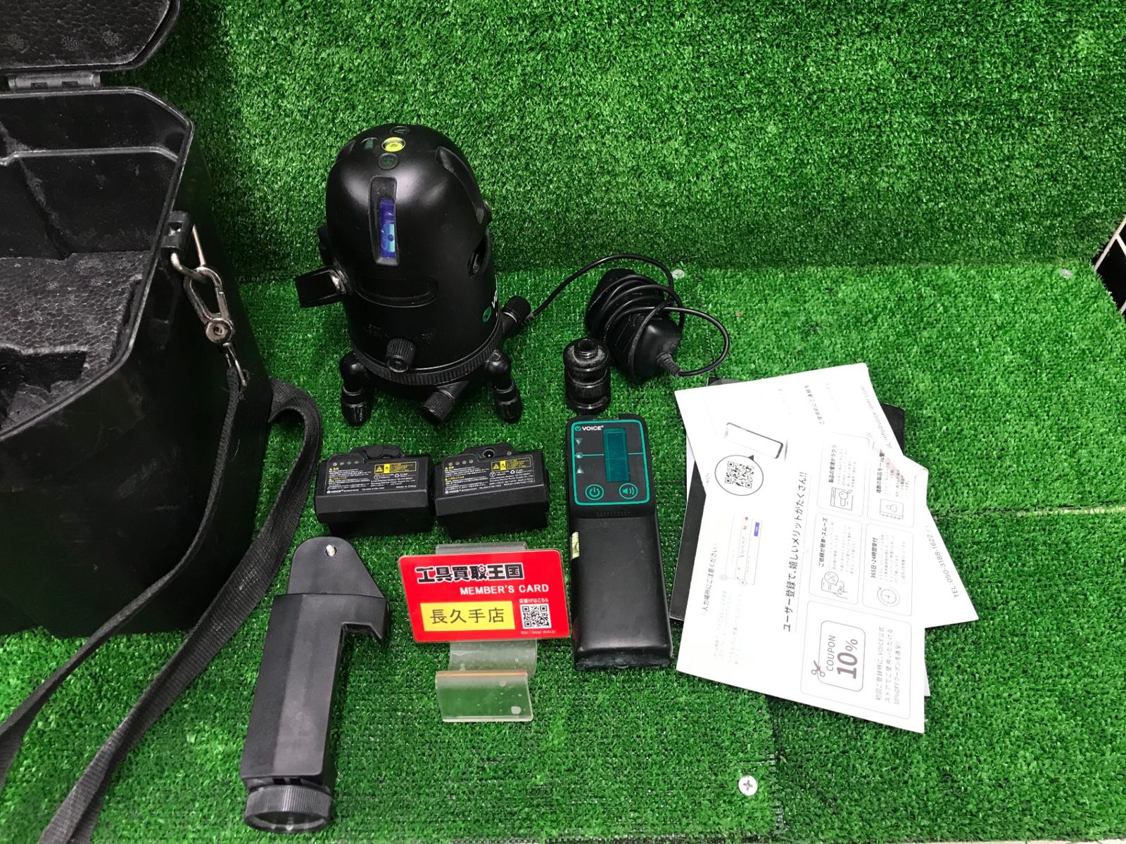 【中古品】【0918】★VOICE レーザー墨出し器 5ライングリーンレーザー [4方向大矩ライン照射モデル] Model-G5　ITX866UARG1E