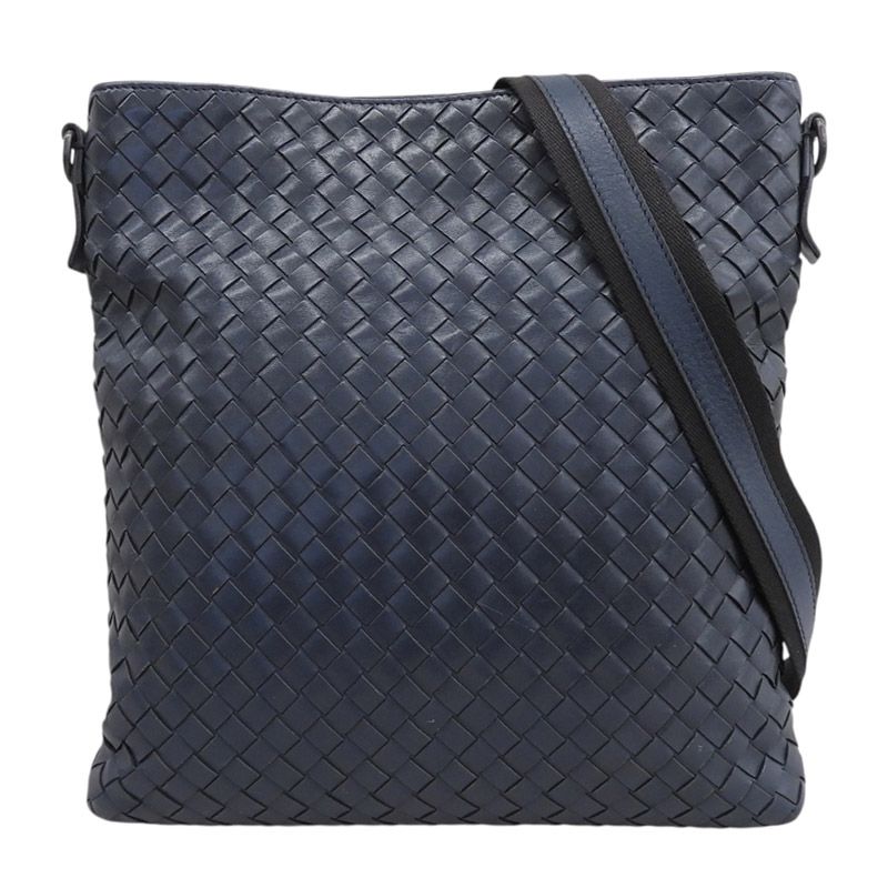 ボッテガヴェネタ BOTTEGA VENETA イントレチャート ショルダーバッグ 斜め掛けショルダー レザー ネイビー 中古 新入荷 OB2907