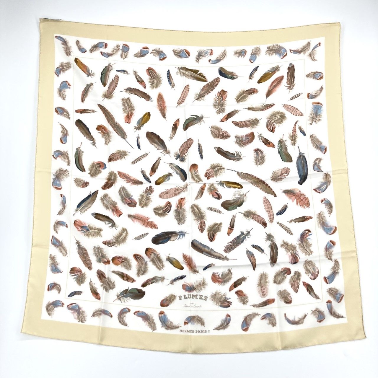 HERMES（エルメス） カル90プリュム シルク スカーフ アイボリー 19,250円