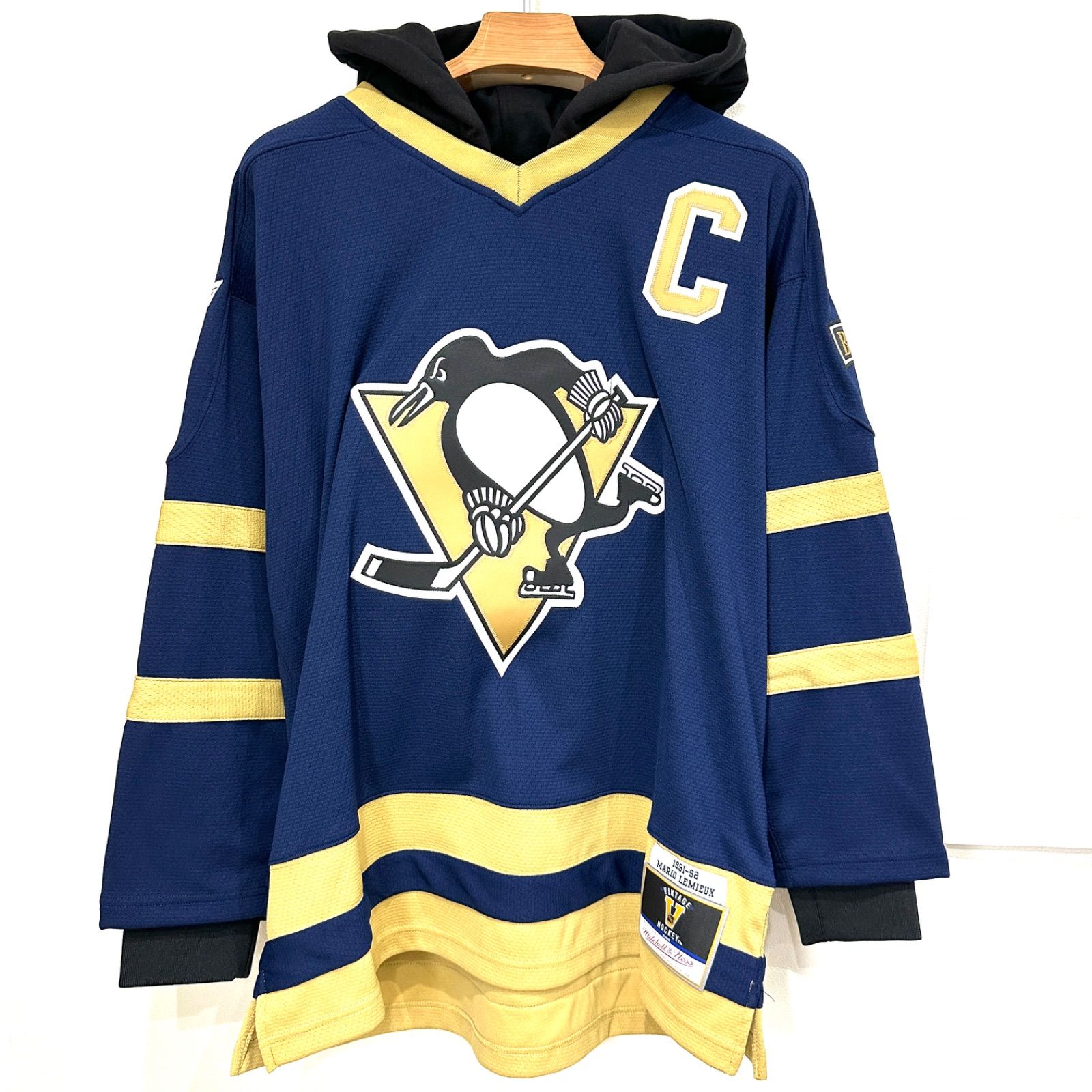 【楠本質店/元住吉】未使用品　Mitchell & Ness × Just Don NHL　ナショナルホッケーリーグ　パーカー　JY16665-PPEDKBL　ミッチェル&ネス ジャストドン　ピッツバーグ・ペンギンズ　ダークブルー　サイズ：L　メンズ