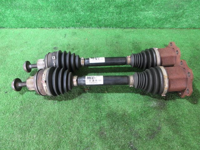 フロントドライブシャフト左右セット アウディ DBA-8KCDNF H24　HSP0959-17