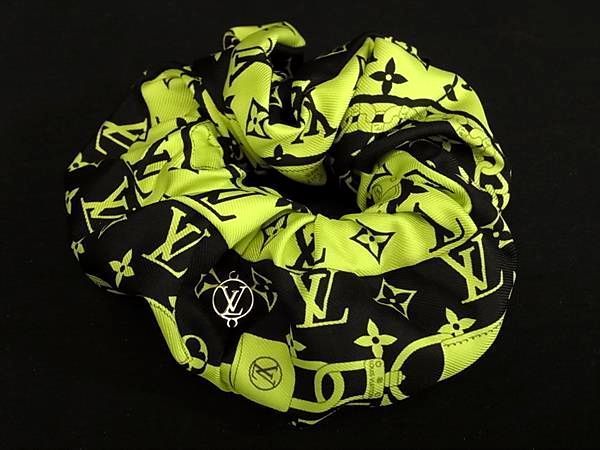 ■新品同様■ LOUIS VUITTON ヴィトン M77400 モノグラム コンフィデンシャル シルク シュシュ ヘアアクセサリー イエロー系 FQ9311