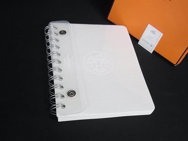 ■新品同様■ HERMES エルメス レフィル ユリスPM用 手帳 ノート メモ帳 ステーショナリー メンズ レディース ホワイト系 HE1756