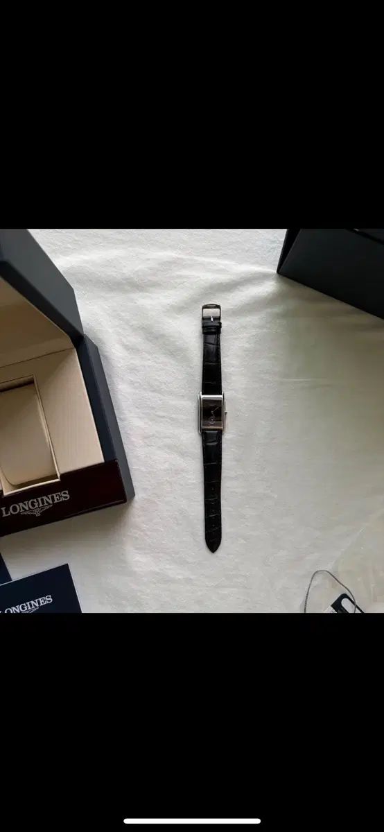 LONGINES ロンジン ドルチェビータ MONOCHROME モノクローム 23 3x37mm ユニセックス