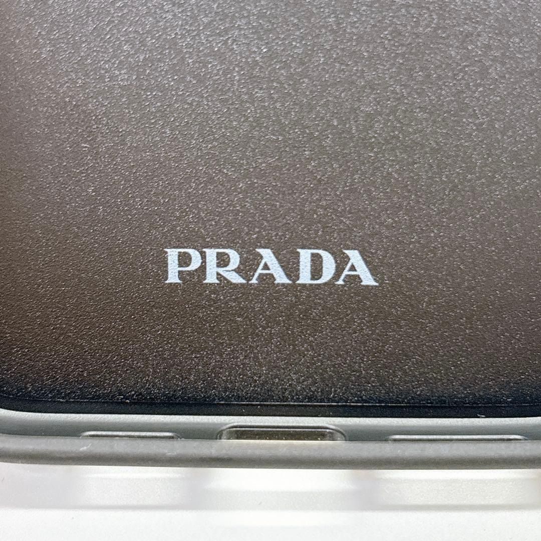 極美品◆プラダ iPhone16ProMaxケース サフィアーノ カーキ 正規品 極美品 PRADA iPhone16ProMax カーキ サフィアーノ - メルカリ