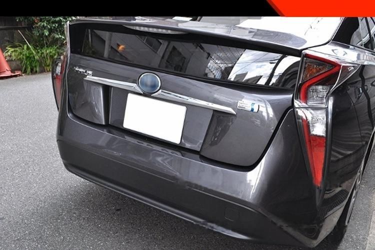 トヨタ Toyota プリウス PRIUS 50系 前期 2016～2018年式 リアゲートガーニッシュ 2枚セット ABS 画像掲載カラー 貼り付け式 バックドア周辺保護 傷・擦れ防止 外装ドレスアップ アクセント
