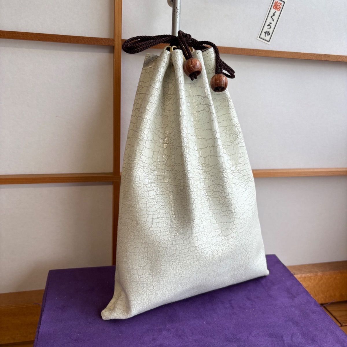 合切袋　信玄袋　巾着　白本革クラック加工　お祭り　和装　お神輿