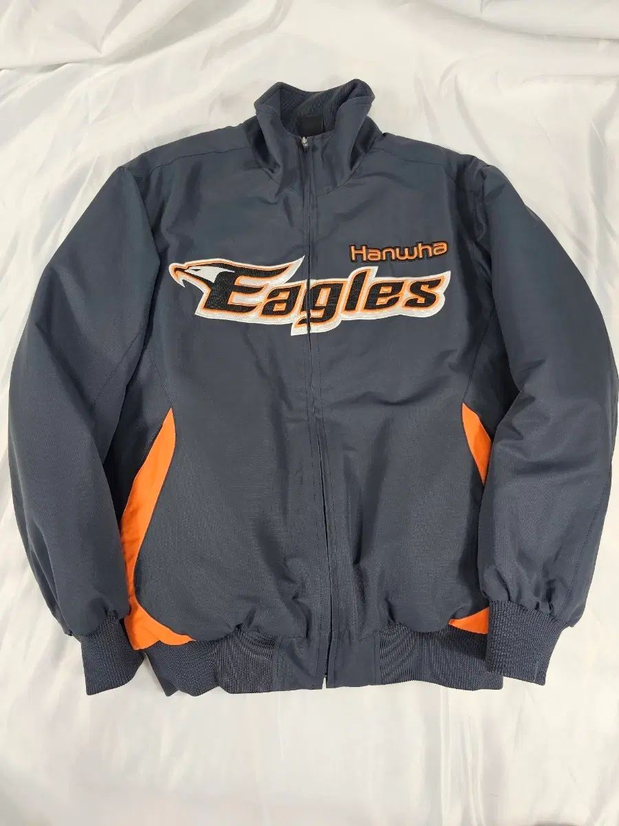 Hanwhae Eagles(ハンファ・イーグルス)冬ジャケット 21,723円