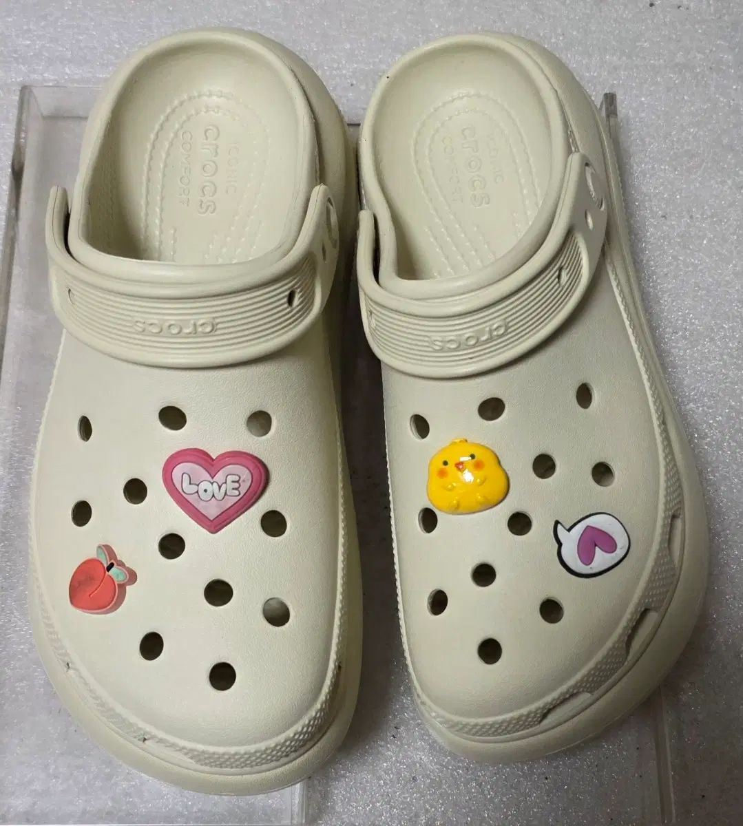 未使用 Crocs クロックス Classic クラッシュ クロッグ 厚底 レディース 235 240