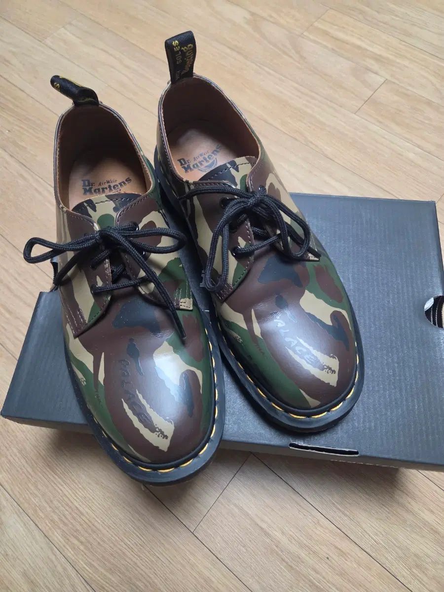 PALACE DR. MARTENS カモフラ 260 33,978円