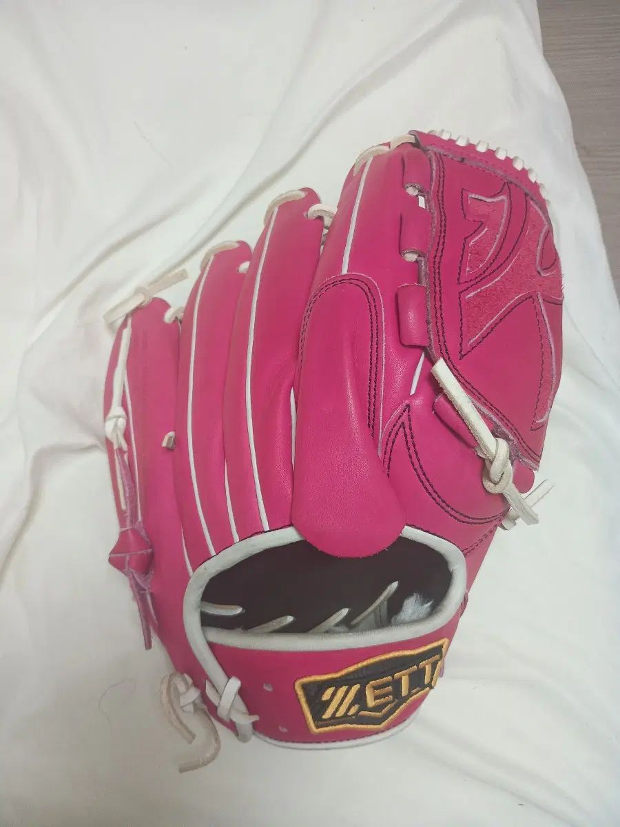ZETT プロモデル 野球 グローブ ピンク チョ・ビョンヒョン モデル 21,005円