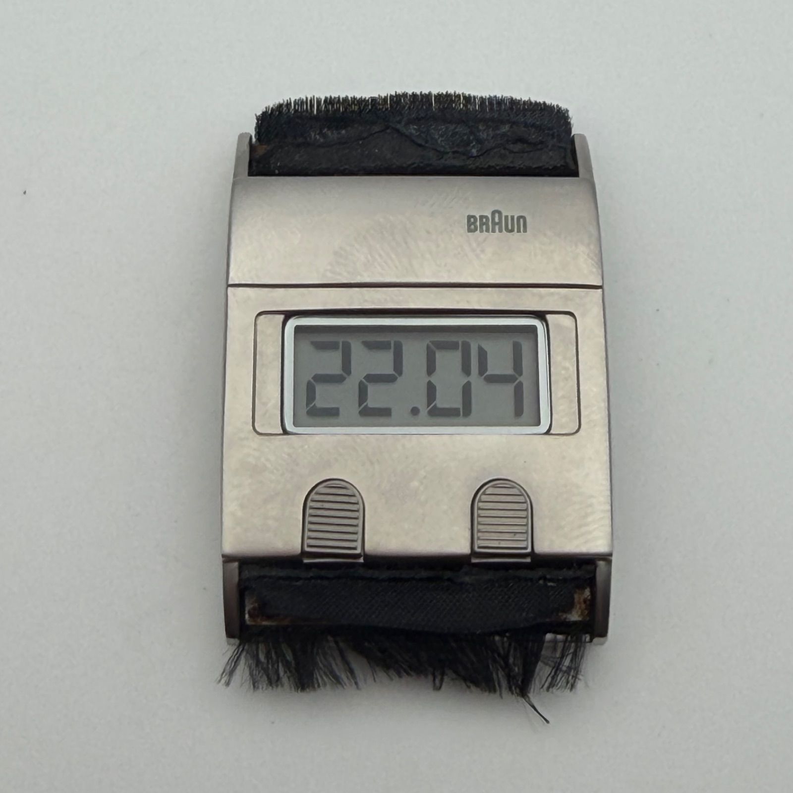 【稼働品】BRAUN BN0076SLBKG デジタル腕時計 ベルト破損