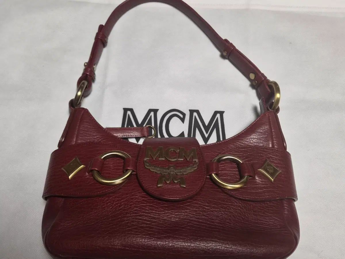 MCM ショルダーバッグ 9,800円