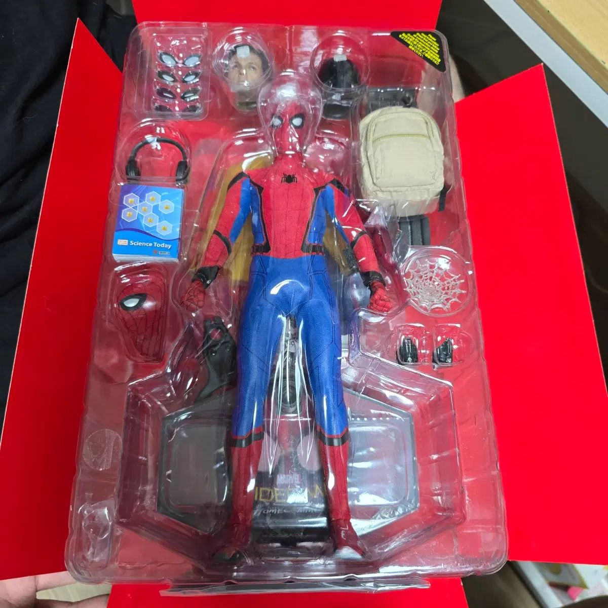 ホットトイズ ホームカミング デラックス スパイダーマン フィギュア