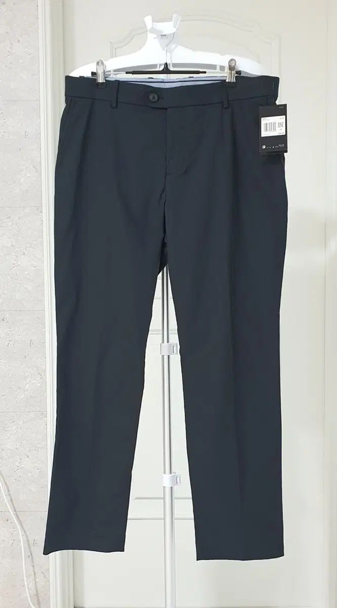 ナイキ ドライフィット ゴルフパンツ ブラック 新 服 35