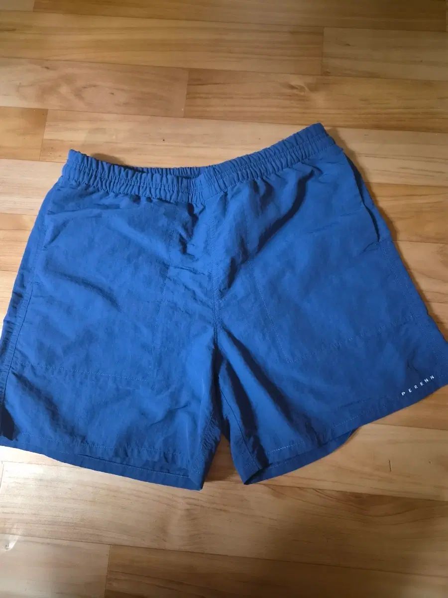 ペレン ハーフパンツ