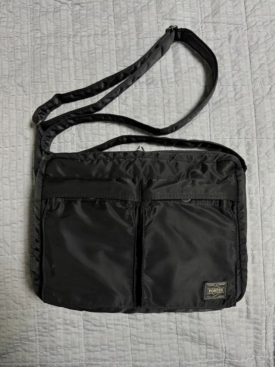 Porter 吉田ポータ タンカー ショルダーバッグ ブラック L