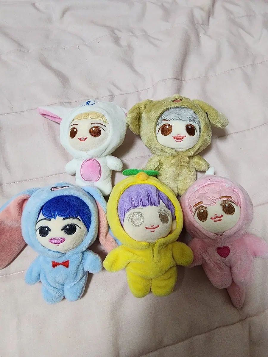 SHINee（シャイニー）チュールぬいぐるみセット 7,590円