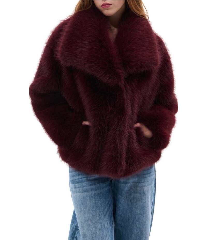 アザレア ワン レディース アウター コート ジャケット Azalea Wang Regina Faux Fur Wing Collar Oversize Snap Front Jacket Burg