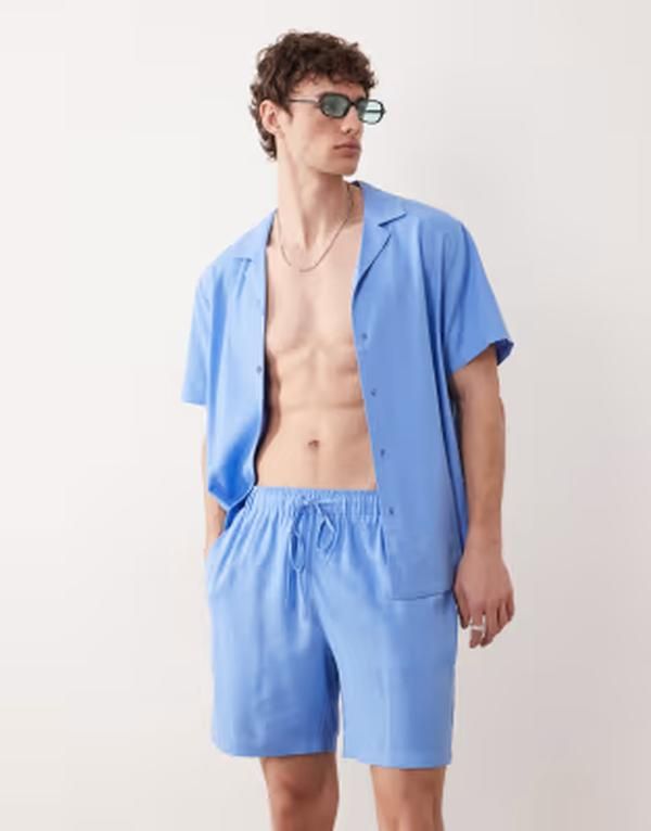 サウスビーチ メンズ ボトムス ハーフパンツ・ショーツ ショートパンツ South Beach light weight shorts in mid BLUE ブルー