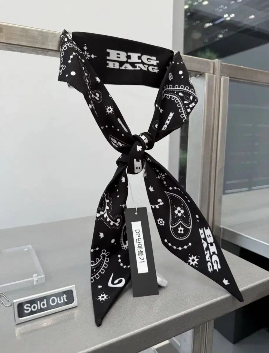 BIGBANG(ビッグバン) スカーフ ブラック 20周年 記念 グッズ MD 出品 9,235円
