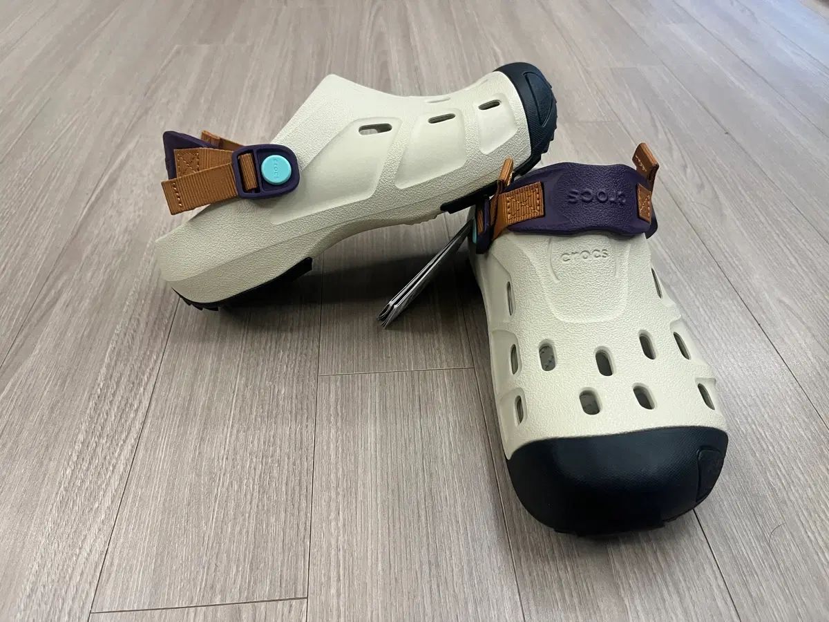 クロックス クイック トレイル クロッグ 本 265 新品