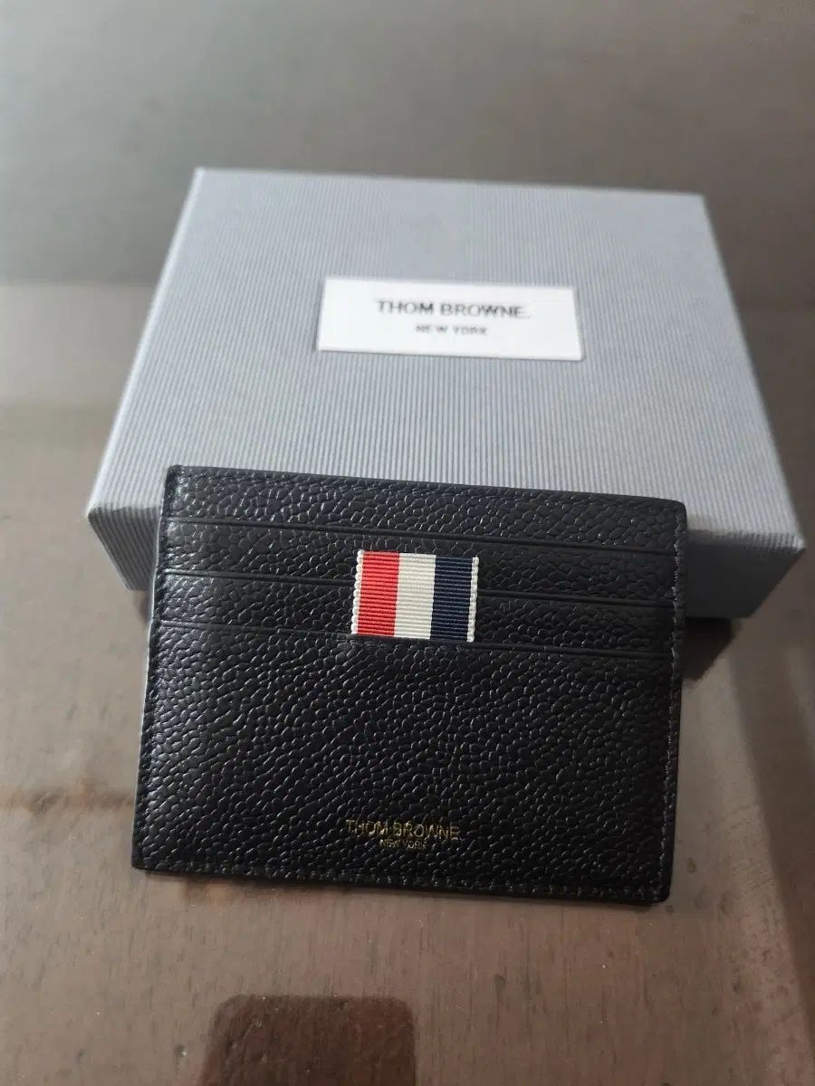 トム・ブラウン カード 財布 19,859円