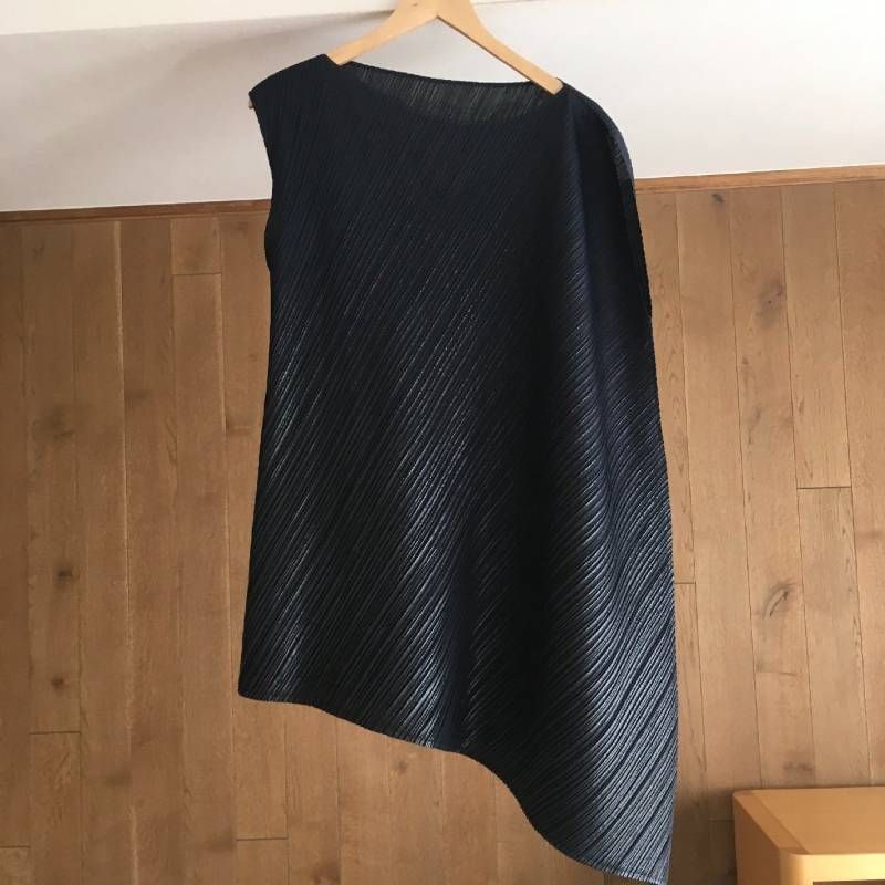 極美品 PLEATS PLEASEプリーツプリーズ　 変形 ワンピース３ PP41-JT607