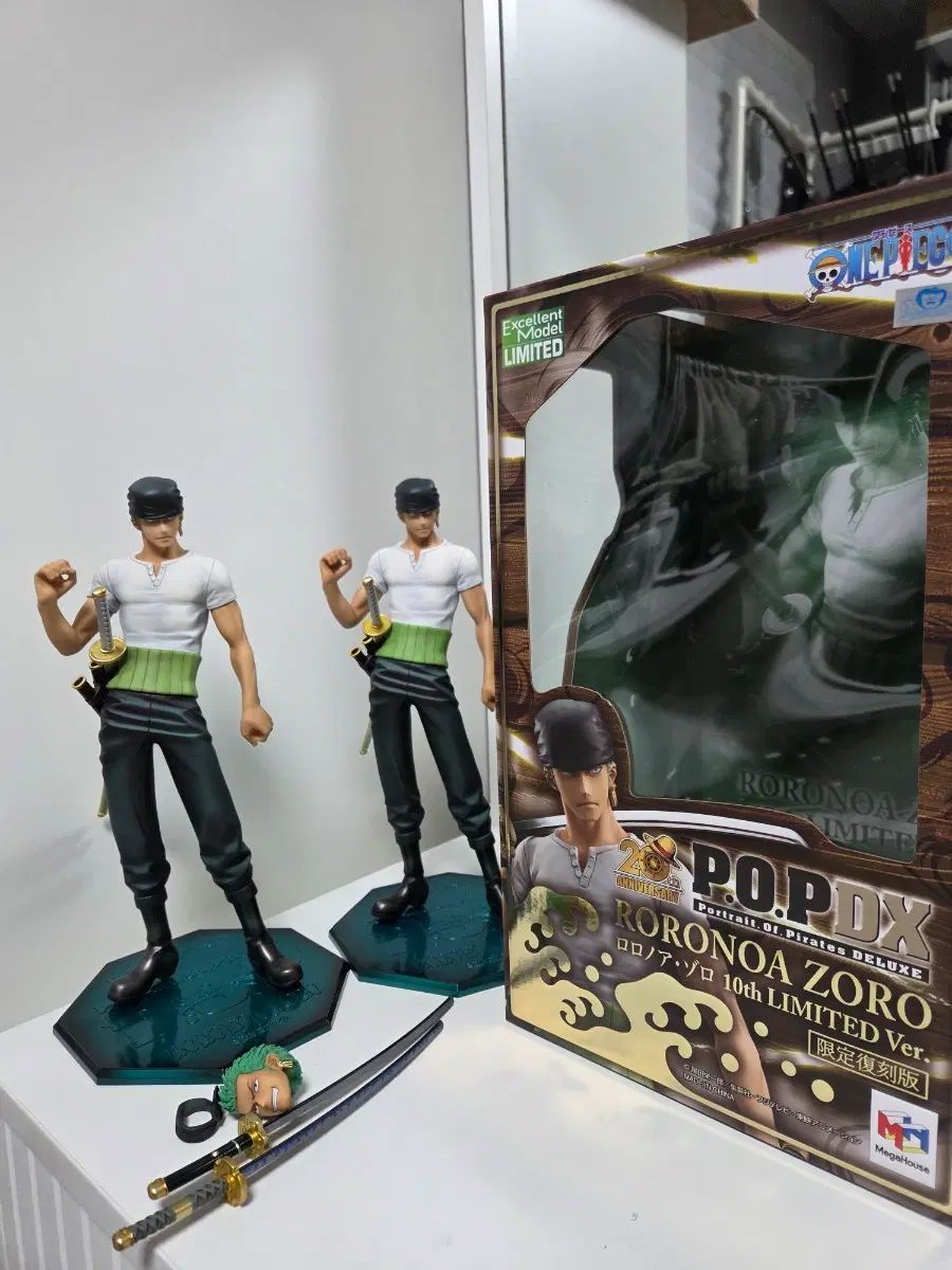 箱なし ONE PIECE POP ゾロ リミテッド 出品 10,070円