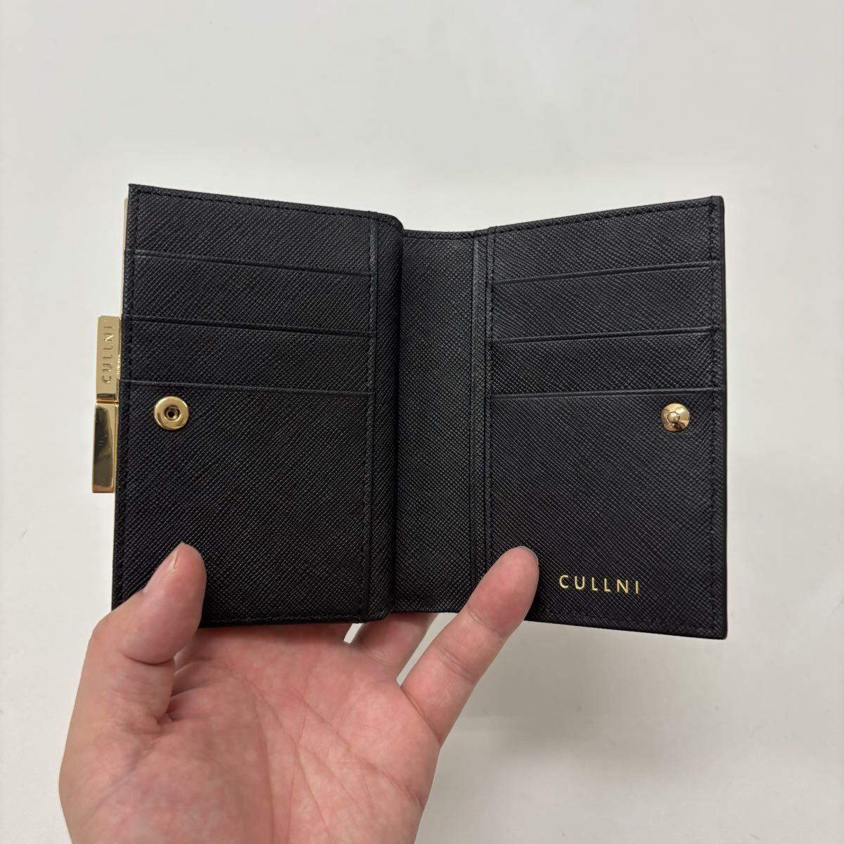 CULLNI 二つ折り財布 WL-008 ブラック 未使用 CULLNI クルニ Leather Flap Mini wallet With A Clasp WL-008