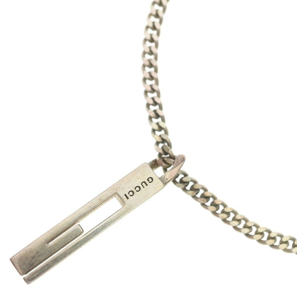 GUCCI (グッチ) Gモチーフ チャーム ネックレス シルバー 10,877円