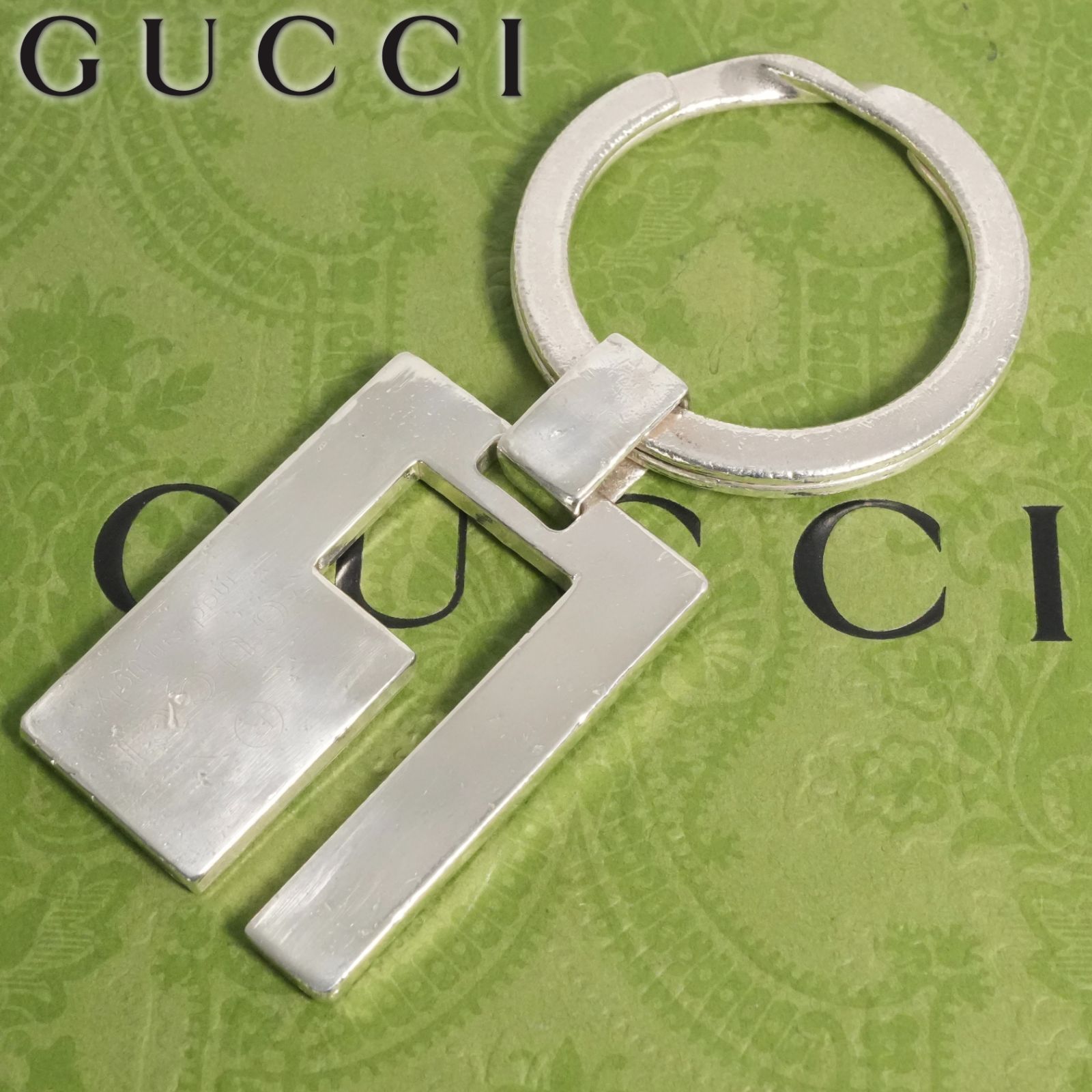 グッチ スクエアG プレート シルバー キーホルダー /25-2332 9,856円