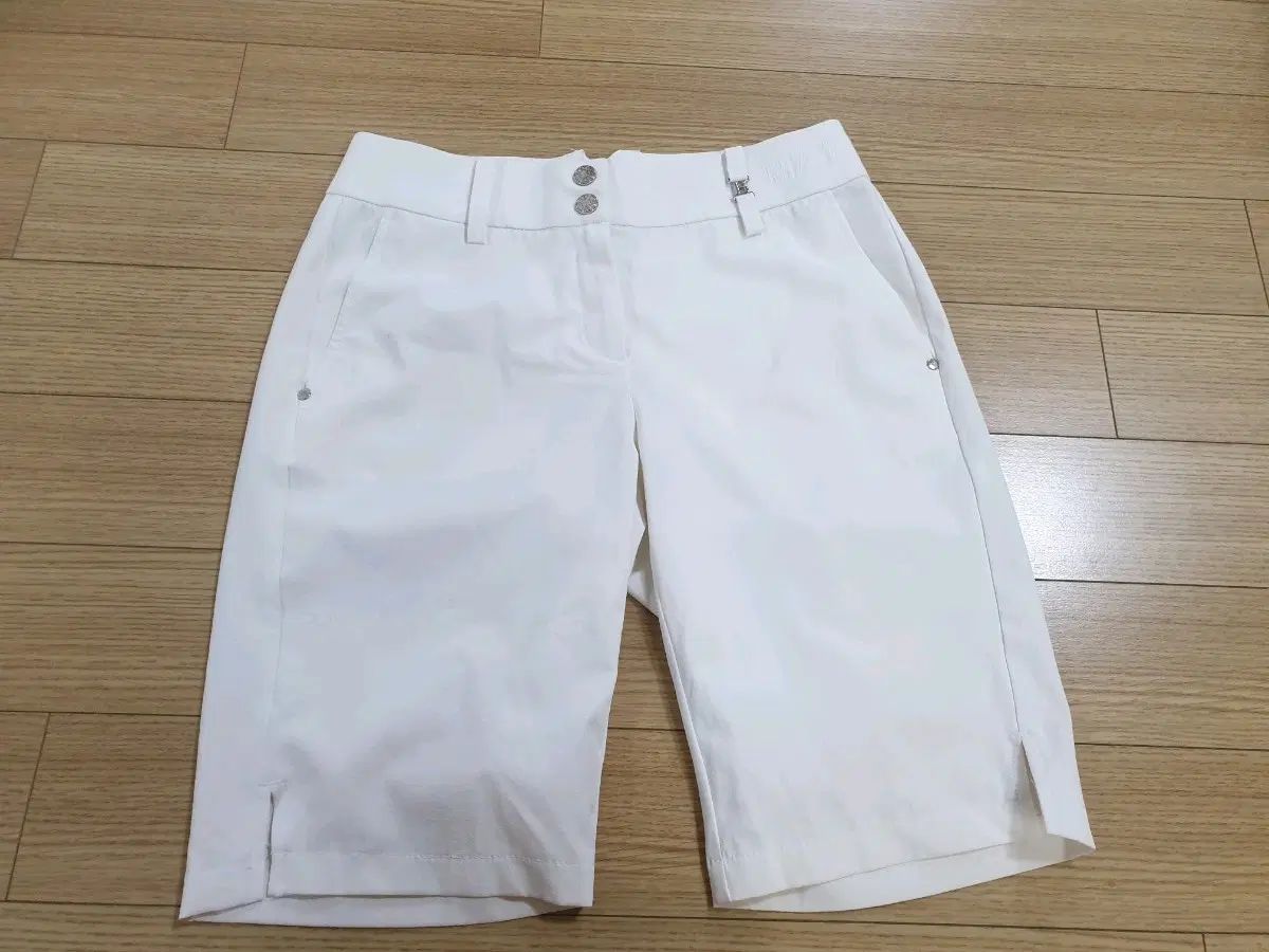 HAZZYS ゴルフ ハーフパンツ 26インチ