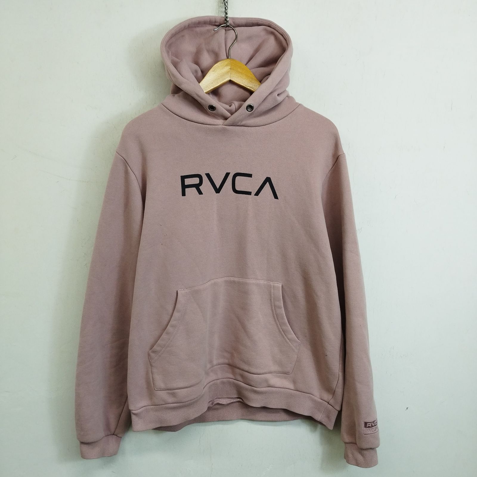 RVCA ルーカ ロゴ プルオーバー パーカー ピンク サーフ ストリート メンズ サイズ S H282