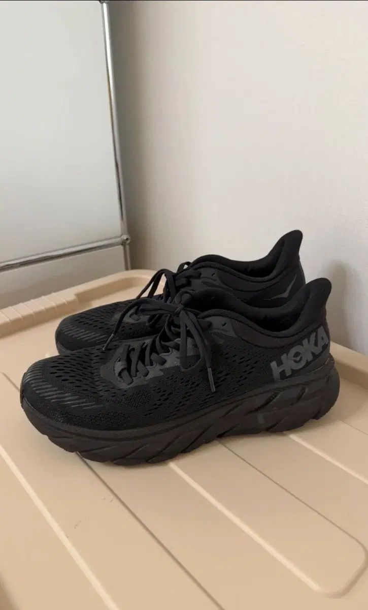 ホカ クリフトン 7 ランニングシューズ 270 ランニング ジム 登山 トレッキング ハイキング