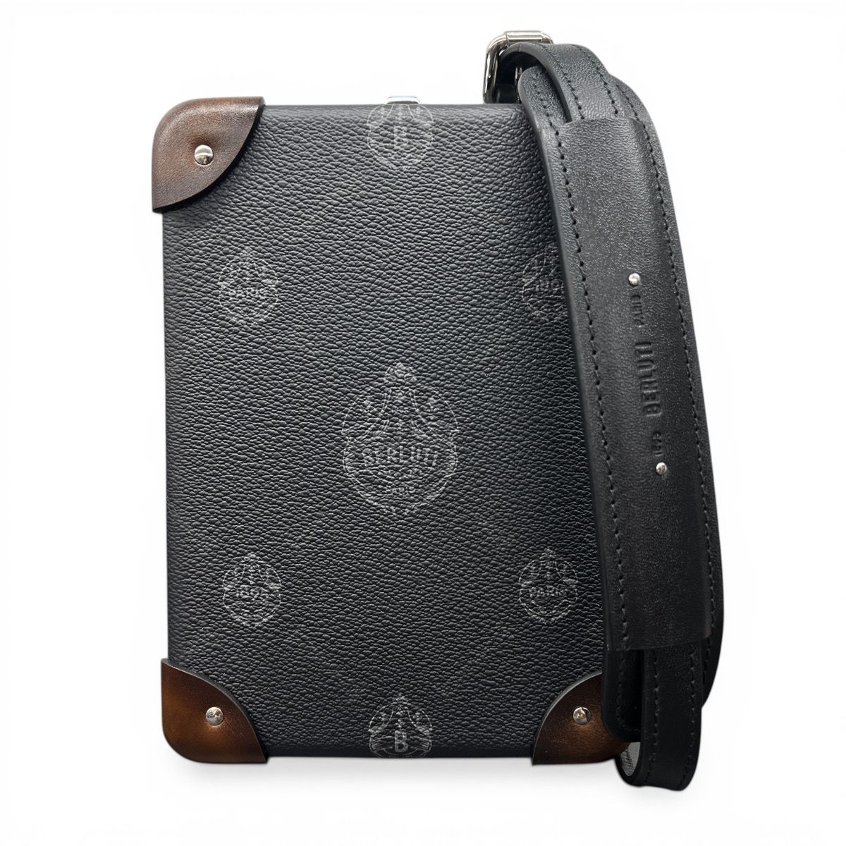Berluti × GLOBE TROTTER 希少 極美品 ベルルッティ × グローブトロッター シグネチャーキャンバス センテナリー メッセンジャーケース ショルダーバッグ PVC レザー ベネチアン グレー Aランク 中古 鑑定済 ベルルッティバッグ